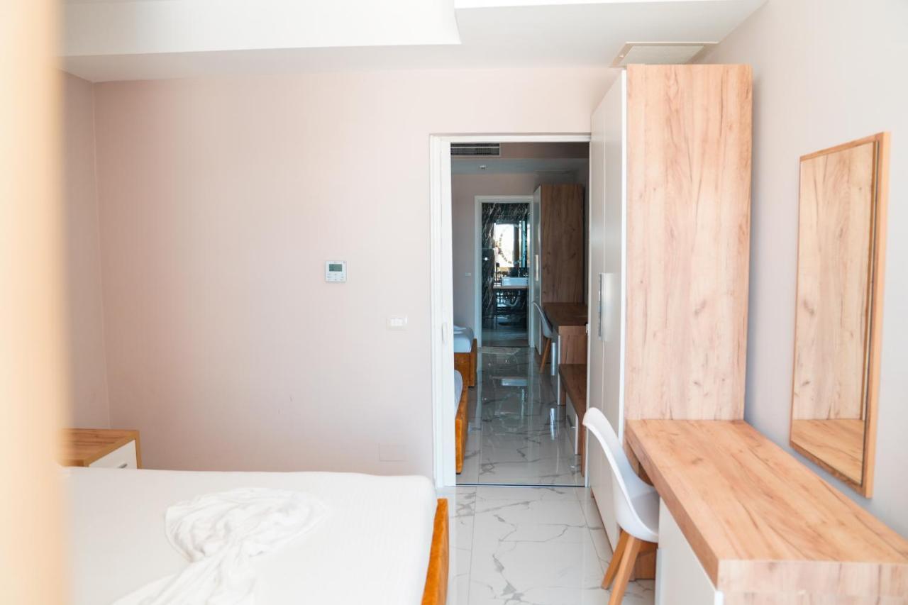 Ionian Hotel Ksamil Eksteriør billede
